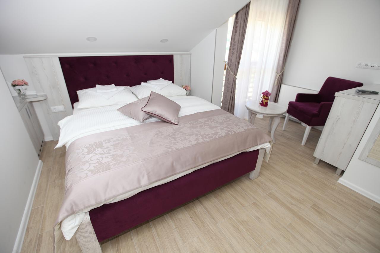 Apis Hotel Trebinje Exterior photo