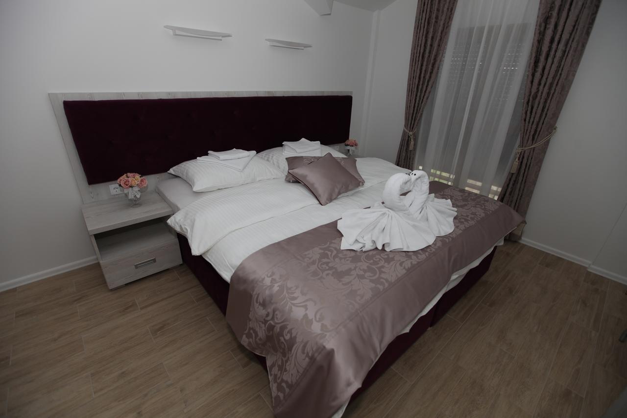 Apis Hotel Trebinje Exterior photo
