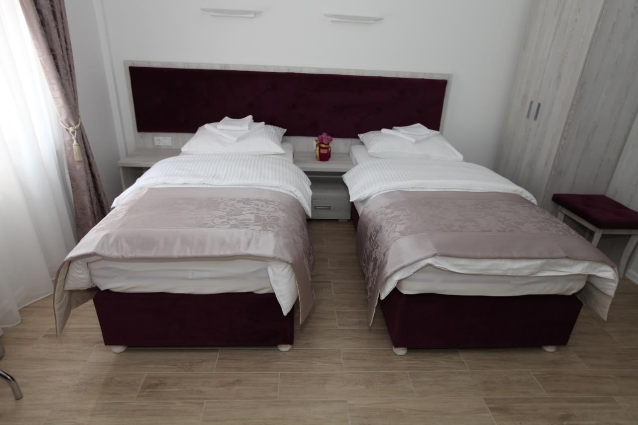 Apis Hotel Trebinje Exterior photo