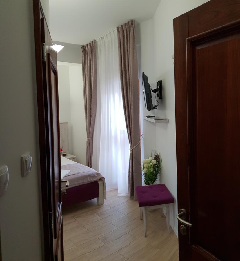 Apis Hotel Trebinje Exterior photo
